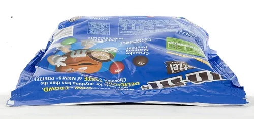 Vista 6 de M&M's Pretzel Chocolate Candy Bolsa de 30 onzas