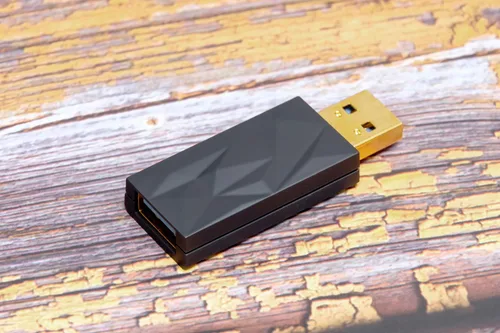 Vista 3 de iFi iSilencer+ Eliminador de ruido/supresor/adaptador de audio USB (A > A)