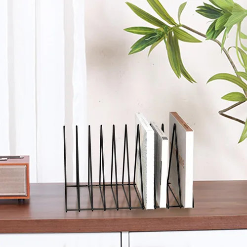 Vista 5 de Urban Deco Organizador de escritorio triangular, soporte para revistero de alambre de metal, 10 secciones, organizador de carpetas de archivos
