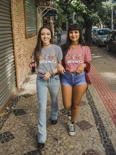 Vista 4 de Camiseta con texto en inglés "Your Words Matter", camiseta para profesora de educación especial, camiseta con gráfico inspirador