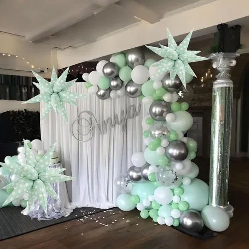 Vista 3 de Globos de lunares retro verde menta, globos de caramelo de Navidad, estrella explosiva, globo retro de lunares para cumpleaños, primavera, jardín