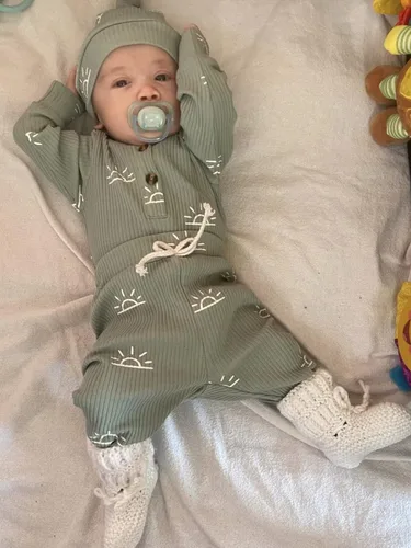 Vista 122 de Conjunto de 3 piezas de ropa de bebé recién nacido con estampado de manga larga + pantalones + sombrero