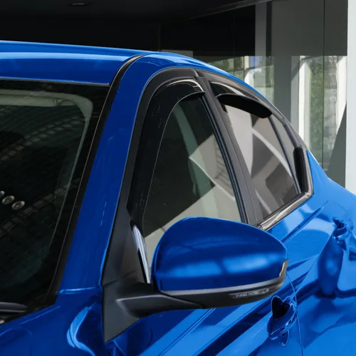 Vista 5 de Goodyear Deflectores de ventana de canal inastillables para Nissan Altima 2019-2026, protectores de lluvia, viseras de ventana para automóviles