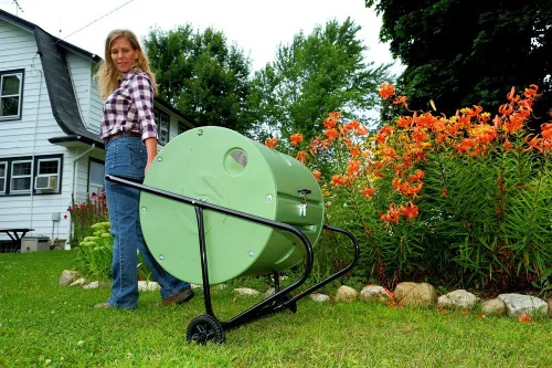 Vista 4 de Mantis – Compostador rotatorio ct08002 – Engineered para hacer compost rápido – Holds 37 galones – Funda para rollos directa al jardín