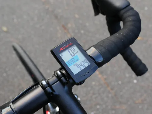 Vista 5 de CATEYE AirGPS - Computadora de bicicleta recargable por USB - Computadora de ciclismo GPS con Bluetooth ANT+, velocímetro de bicicleta GPS, montaje