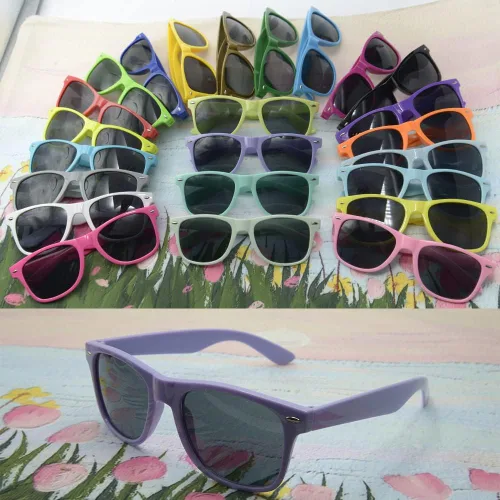 Vista 3 de Gafas de sol personalizadas a granel, regalos de fiesta para adultos, regalos personalizados para bodas, solteros, cumpleaños, novia, padrino