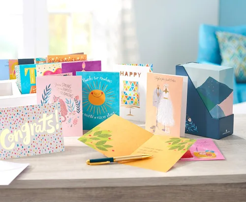 Vista 12 de American Greetings Surtido de tarjetas para todas las ocasiones, cumpleaños, gracias, pensando en ti, felicitaciones y más (40 unidades)