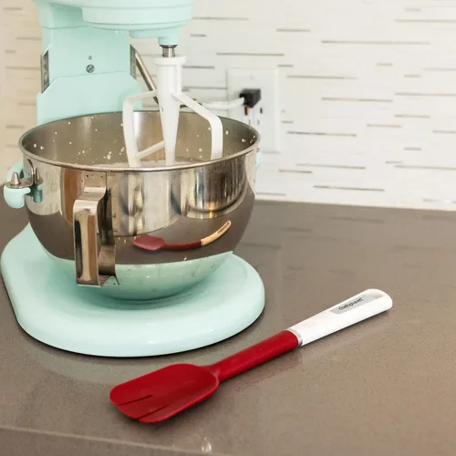 Vista 4 de Chef's Planet Better Spatula, rojo