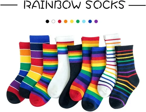 Vista 2 de EIAY Shop Calcetines de algodón con rayas arcoíris para niños y niñas grandes