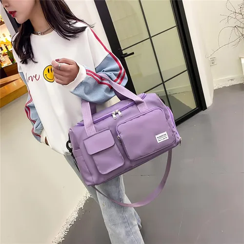 Vista 208 de Pequeña bolsa de gimnasio para mujer, bolsa de viaje con compartimento para zapatos