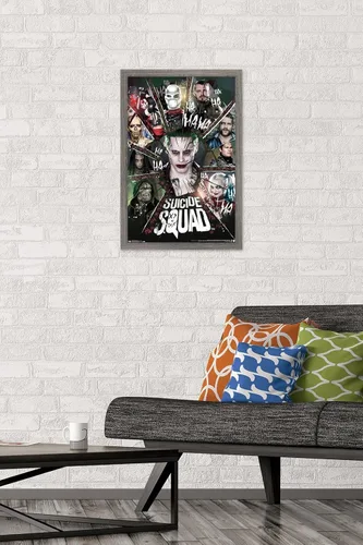 Vista 2 de Trends International DC Comics Movie - Escuadrón Suicida - Póster de pared circular, 14.725 x 22.375 pulgadas, versión enmarcada de madera de granero