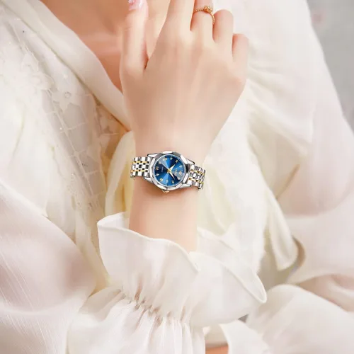 Vista 4 de OLEVS Reloj de pulsera de acero inoxidable con diamantes dorados y elegantes