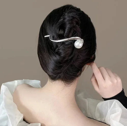 Vista 6 de Ahoney 4 pasadores de perlas para mujer, pinzas francesas 4.2 con perlas elegantes para cabello grueso (plata + dorado)
