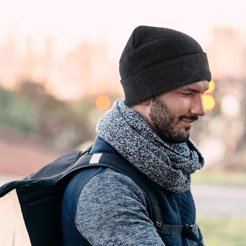 Vista 4 de Trendy Apparel Shop XXL - Gorro de invierno de gran tamaño con puño sólido