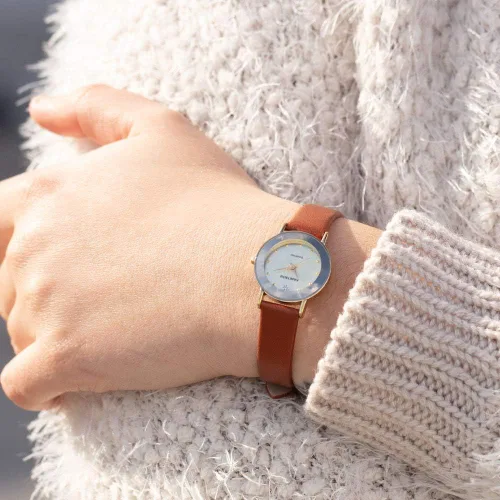 Vista 2 de Armitron 752447 Reloj con correa de piel con un acento de diamante para mujer