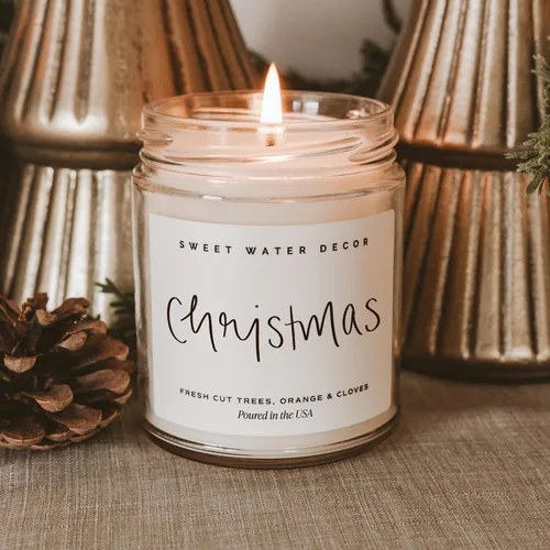 Vista 4 de Sweet Water Decor Vela perfumada de Navidad con aroma a canela, árboles, naranja y clavo - Vela de invierno perfumada - Velas de Navidad