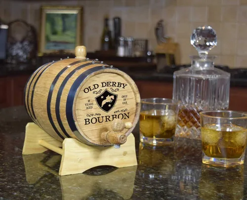 Vista 4 de Barril decorativo de roble bourbon de 2 litros con soporte de madera, Bung y espita – Barril de exhibición solo – Mini barril de whisky de 2 litros