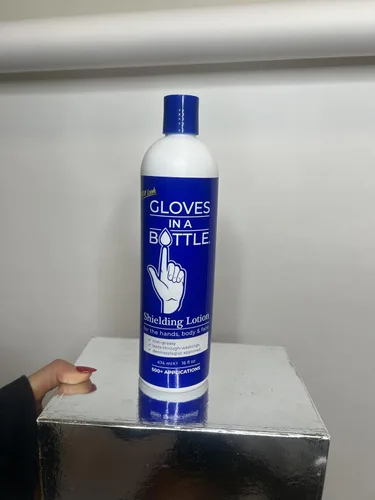 Vista 6 de Crema de manos Working Hands de Gloves In A Bottle – Loción hipoalergénica hidratante para manos severamente agrietadas – Tratamiento protector