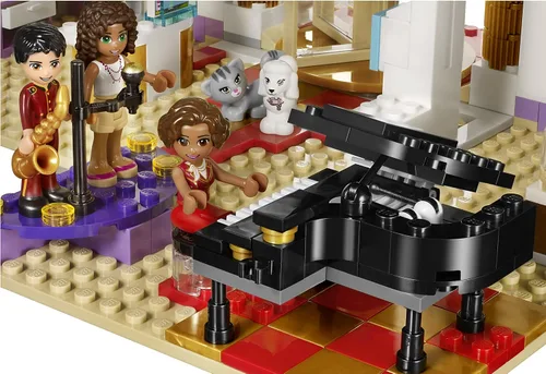 Vista 13 de Juguete de LEGO de la serie Friends, gran hotel.