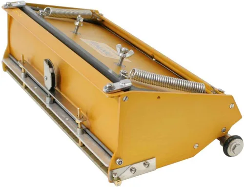 Vista 2 de TapeTech Caja de acabado plano para paneles de yeso (12" EasyClean)