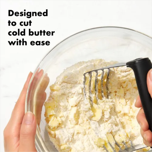 Vista 2 de Batidora y cortadora de pasta con cuchilla de acero inoxidable OXO Good Grips