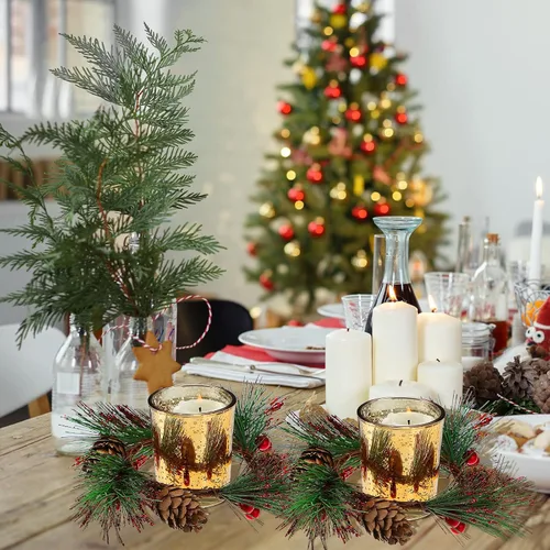 Vista 4 de 6 Piezas de Anillo de Vela de Navidad Portavelas de Navidad Artificial con Bayas, Conos de Pino, Coronas Pequeñas para Decoración Festiva de Boda