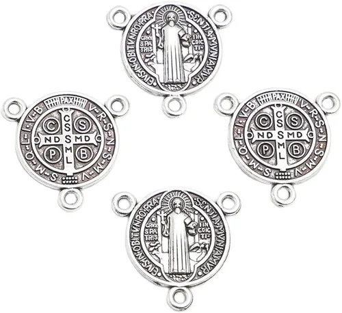 Vista 3 de 100 piezas de centros de mesa de rosario con medalla de San Benito de triángulo de plata antigua