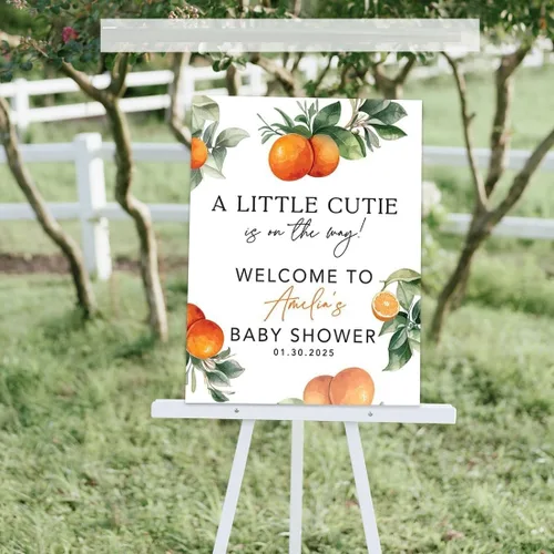 Vista 2 de Letrero de bienvenida para baby shower, decoración de baby shower de Little Cutie - Letrero personalizado para baby shower con texto en inglés "A