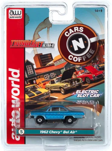Vista 4 de Auto World Thunderjet R31 1962 Chevrolet Bel Air Lowrider (azul)