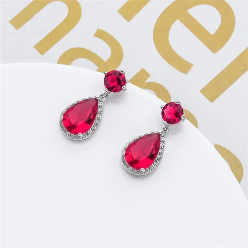 Vista 3 de VONSSY Aretes colgantes de gota Piedras preciosas de gota de agua chapadas en oro blanco cristal colgante de circonita cúbica hipoalergénico