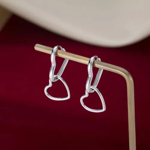 Vista 6 de SLUYNZ Aretes de aro de plata de ley 925 con forma de corazón para mujeres, adolescentes y niñas, aretes de aro de doble corazón
