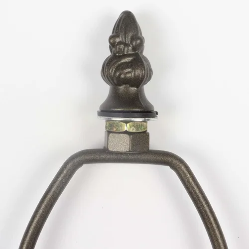 Vista 4 de Bieye SS010 Pantalla de lámpara de soporte para lámpara de mesa estilo Tiffany vidrieras (bronce 4.5 pulgadas de alto)