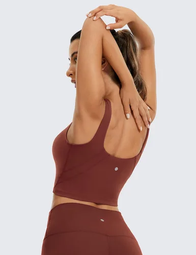 Vista 2 de CRZ YOGA Butterluxe - Brasier deportivo con cuello en V para mujer, camiseta corta acolchada para entrenamiento con brasier integrado
