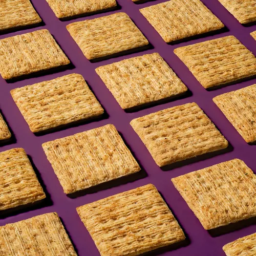 Vista 5 de Triscuit galletas con sabor a vinagre balsámico y albahaca, sin OMG, paquete de 6 cajas de 8.5 onzas cada una