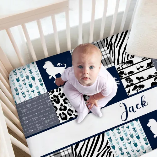 Vista 2 de Wild Animals - Juego de ropa de cama personalizado para cuna de bebé, juego de 2 piezas, edredón con nombre y sábanas bajeras animales salvajes