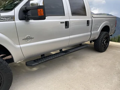 Vista 2 de IKON MOTORSPORTS, Estribos compatibles con Ford F250 F350 F450 F550 Superduty Crew Cab 1999-2016, estilo V, barra lateral de acero inoxidable negro