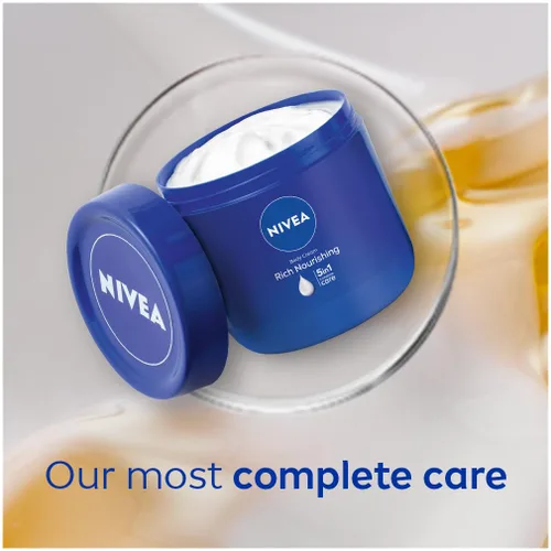 Vista 4 de Nivea Crema Corporal Nutritiva Rica Piel Seca Aceite de Almendras 13.5 fl oz