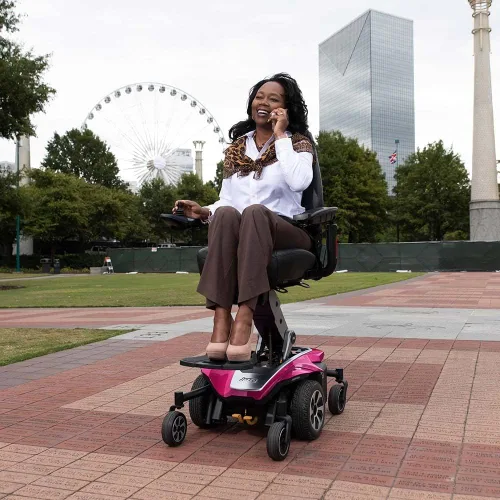 Vista 2 de Pride Mobility Jazzy Air 2 Group 2 - Silla eléctrica con baterías U-1, tracción media, silla de ruedas eléctrica motorizada para adultos, 300 libras