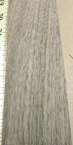 Vista 2 de Rollo de encolado de cantos de chapa de madera de nogal 3 "x 120" con adhesivo termofusible preglued