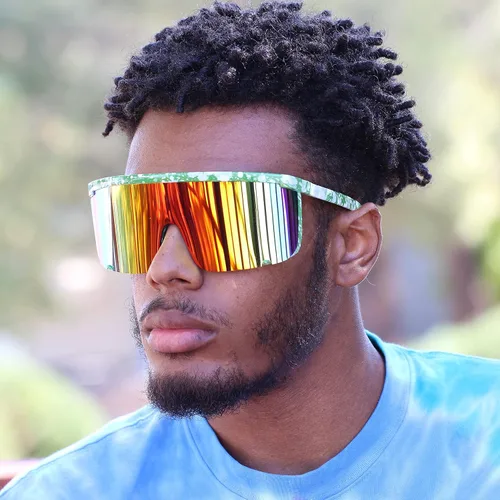 Vista 6 de Gafas de sol impecables unisex de gran tamaño con lentes espejadas, montura negra mate