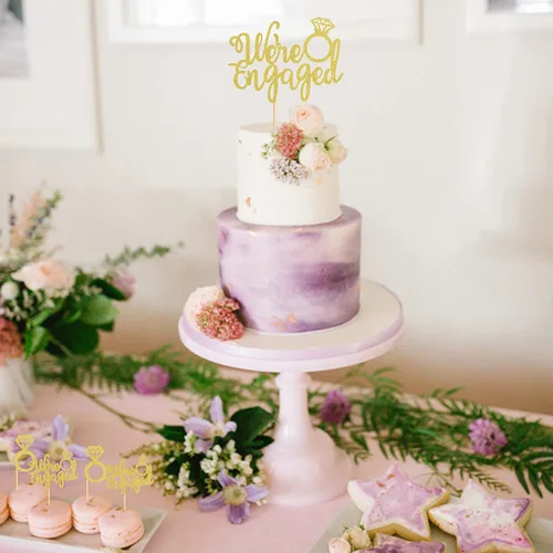 Vista 7 de Ercadio Paquete de 25 adornos para cupcakes con texto en inglés "We are Engaged", anillo con purpurina, para despedida de soltera, para boda Oro