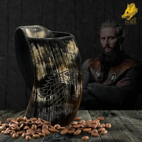 Vista 4 de FENRIR Cuerno vikingo para beber con taza de café y cuchara con plato Cuerno de buey auténtico nórdico Grado alimenticio medieval Bebidas