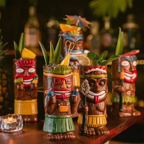 Vista 5 de Juego de tazas Tiki para cóctel, set de 2 - Tazas Tiki de cerámica, lindas tazas exóticas para cóctel, para fiesta hawaiana y bar Tiki