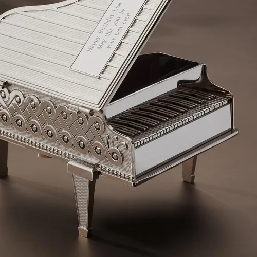 Vista 8 de THINGS REMEMBERED Caja de música grabada en forma de piano en tono plateado (personalización gratuita)