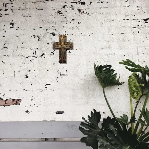 Vista 3 de Imahoocool Decoración de pared de cruz de fe cristiana, Crucifijo de Jesús Dios, Cruz de madera, letrero de pared cristianismo fe colgante de madera