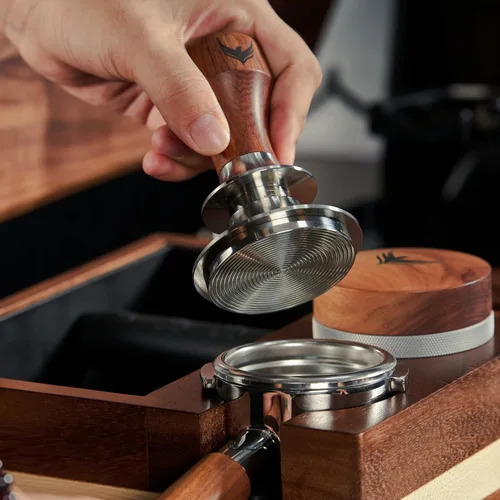 Vista 6 de Herramienta de Tamper de 51 mm de Palisandro con Resorte para Espresso, Tamper de Café Calibrado de 30 LB, Compatible con Delonghi, Casabrews, Smeg
