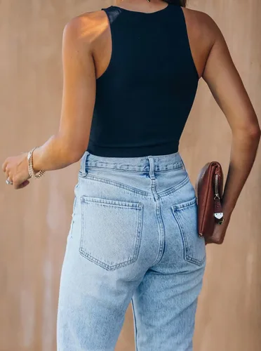 Vista 4 de REORIA - Camisetas ombligueras sin mangas y con espalda cruzada para mujer, ombligueras sexys con cuello halter