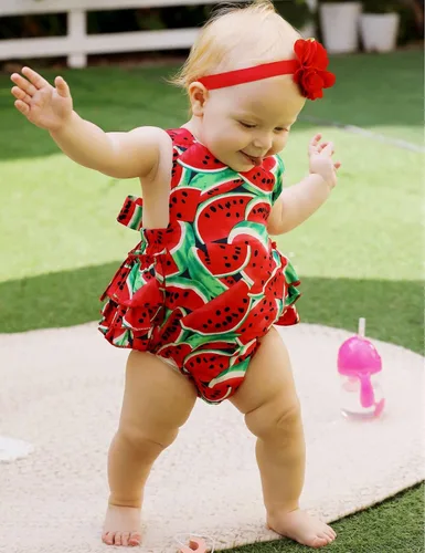 Vista 2 de Mameluco de verano con diseño floral y volantes para niña bebé, con diadema