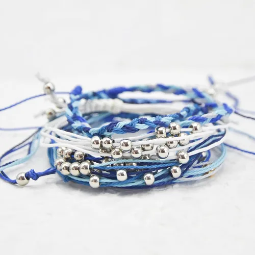Vista 4 de Pulseras de playa boho surfistas, tobilleras ajustables con cuentas, pulseras trenzadas hippies hechas a mano, impermeables, pulseras de cuerda