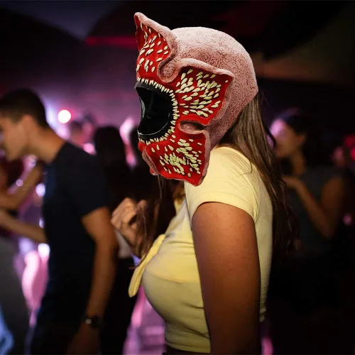 Vista 7 de Vercico Máscara espeluznante de cosplay para disfrazarse, accesorios de disfraz para niños y adultos, disfraz de fiesta de Halloween, máscaras